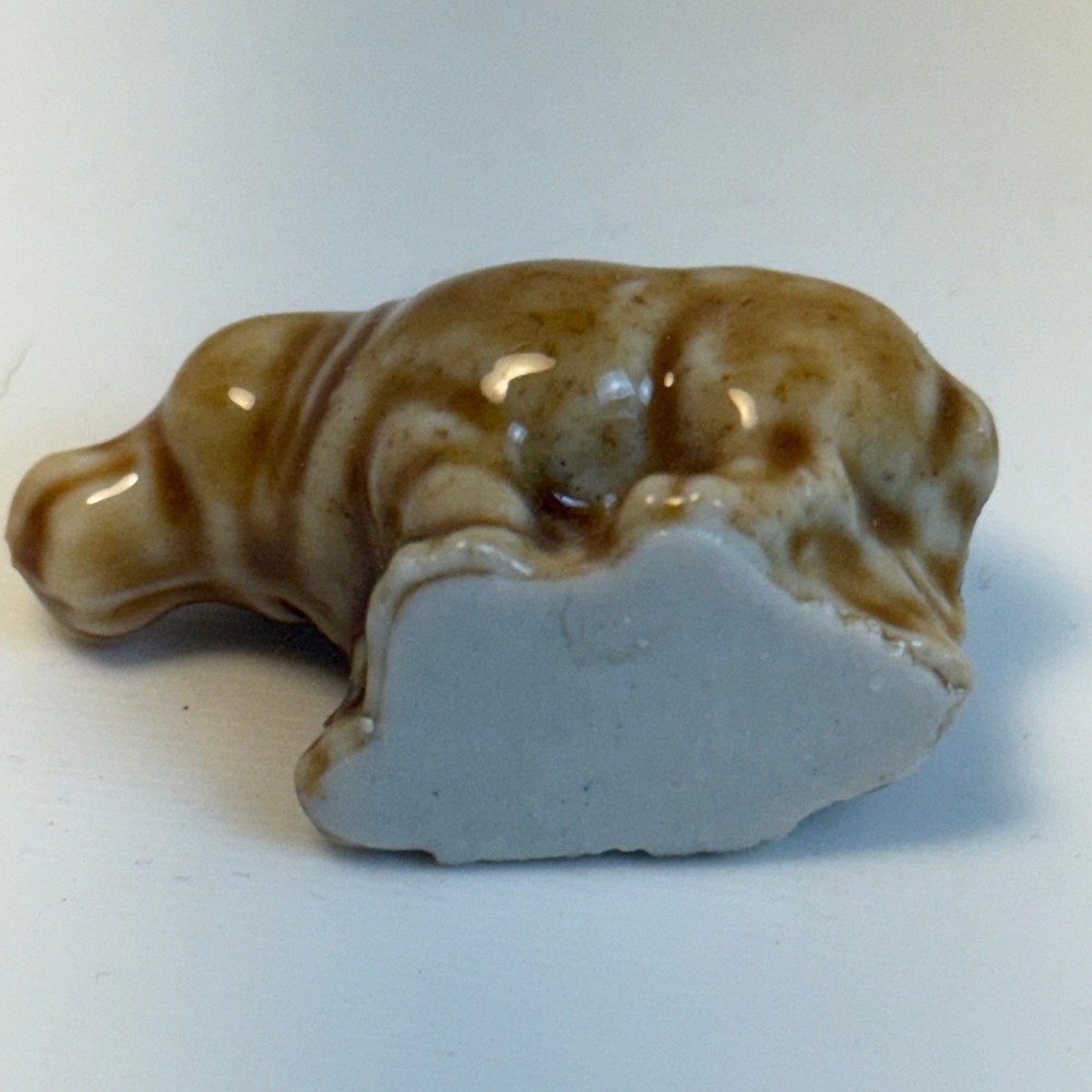 Wade Whimsies Hippo Figurine Brown Glazed Porcelain Miniature Made in England - Picture 3 of 4